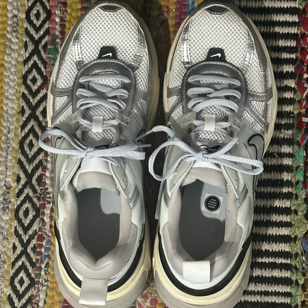 Nike V2K Run Women's Shoes